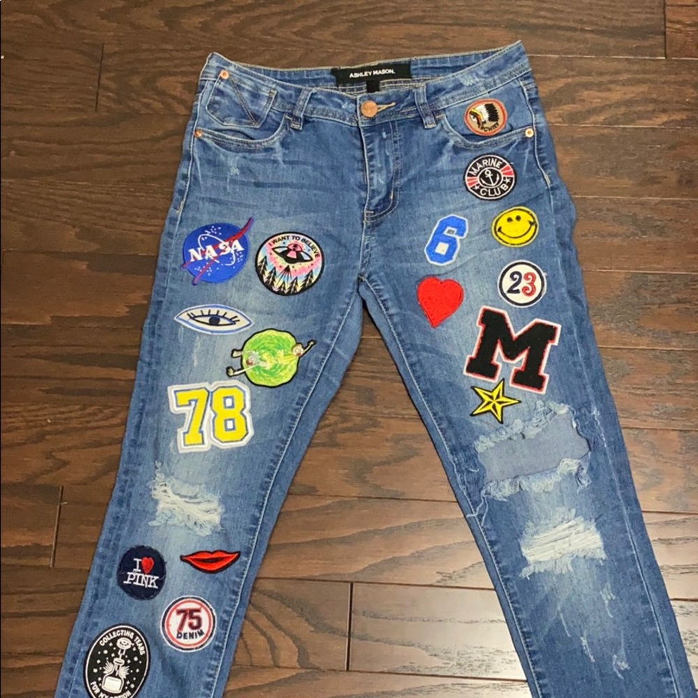 Patched ripped skinny jeans